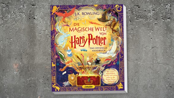 Cover: J.K. Rowling, Die magische Welt von Harry Potter: Das offizielle Handbuch © carlsen 