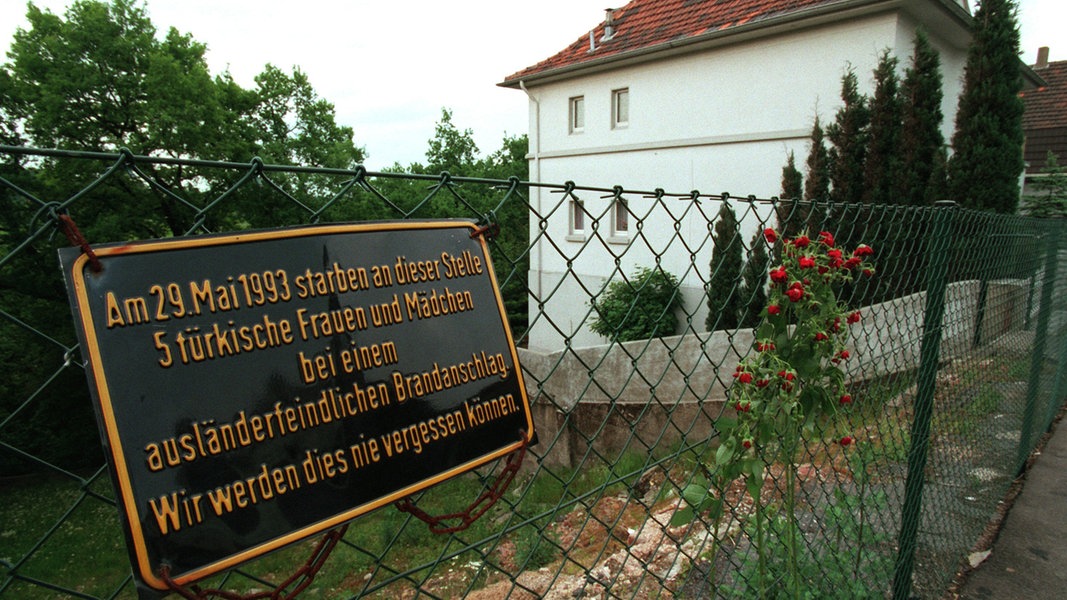 30 Jahre Solinger Brandanschlag - Ausblick Auf Das Gedenken | NDR.de ...