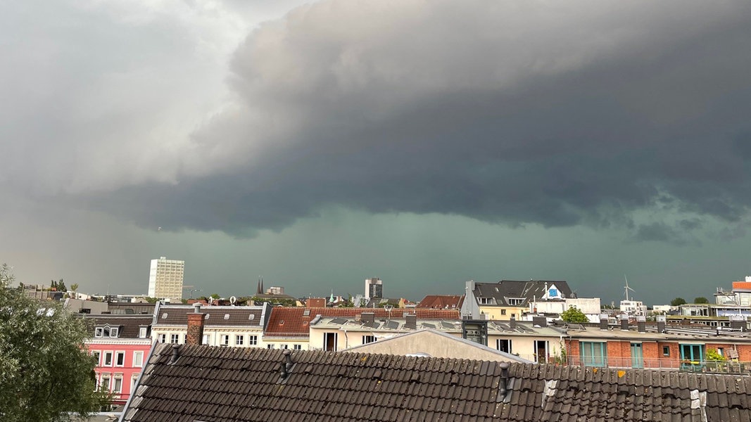 Unwetterwarnung: Heftige Gewitter lösen Hitze im Norden ab