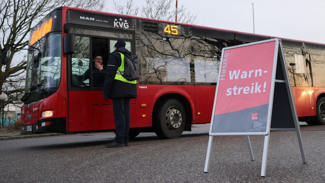 Warnstreiks Im Busgewerbe: Ver.di Hofft Auf Einigung | NDR.de ...