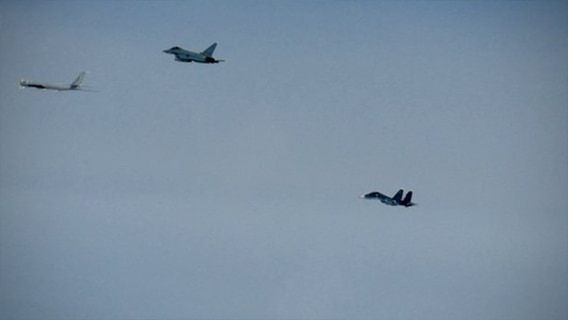 Alarmrotte aus Laage und Lielvarde im Einsatz über der Ostsee. © Luftwaffe Foto: Luftwaffe