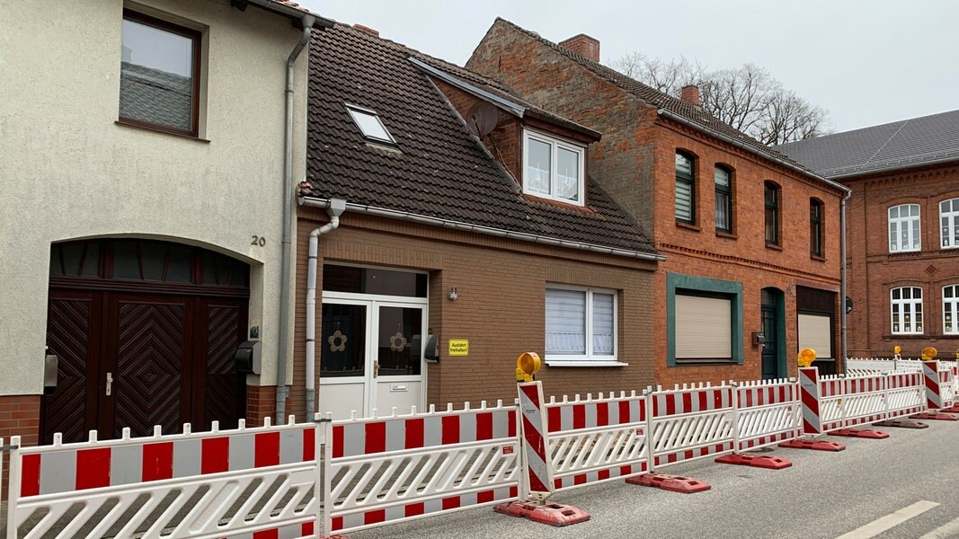 EinsturzHaus in Crivitz Neue Hoffnung für Bewohner NDR