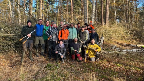 Naturschützer pflegen sensible Moorflächen am Stettiner Haff © Bergwald Projekt 