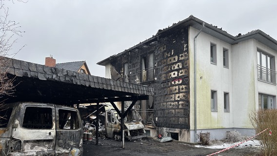 Großbrand Stadtvilla Rostock © NDR Foto: Axel Krummenauer