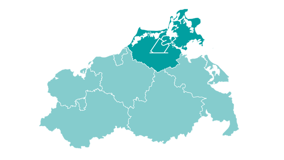 Die Umrisse des Landes Mecklenburg-Vorpommern, darin farblich hervorgehoben Symbole, die das Thema Wahl verdeutlichen. © NDR Foto: NDR