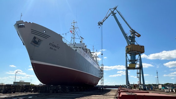 Das Kulturschiff MS Stubnitz liegt auf dem Tropckendock in der Werft in Stralsund. © Mathias Krüger Foto: Mathias Krüger