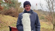 Stefan Kreibohm moderiert das Wetter von der Insel Hiddensee. © NDR 