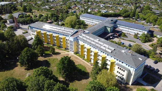 Das Kreiskrankenhaus Wolgast von oben. © Joachim Kloock 