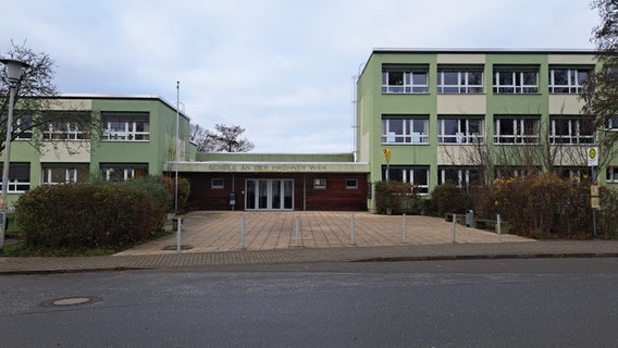 Die Regionale Schule "An der Prohner Wiek" in Prohn. © NDR Foto: Michaele Rüting