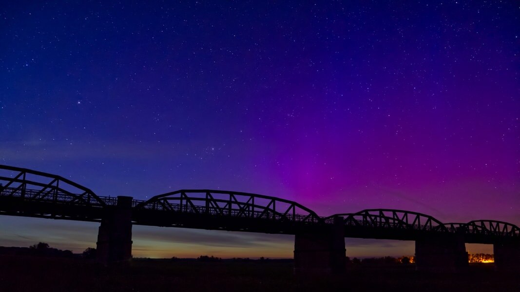 Die zweite Nacht in Folge: Polarlichter leuchten am Himmel über MV