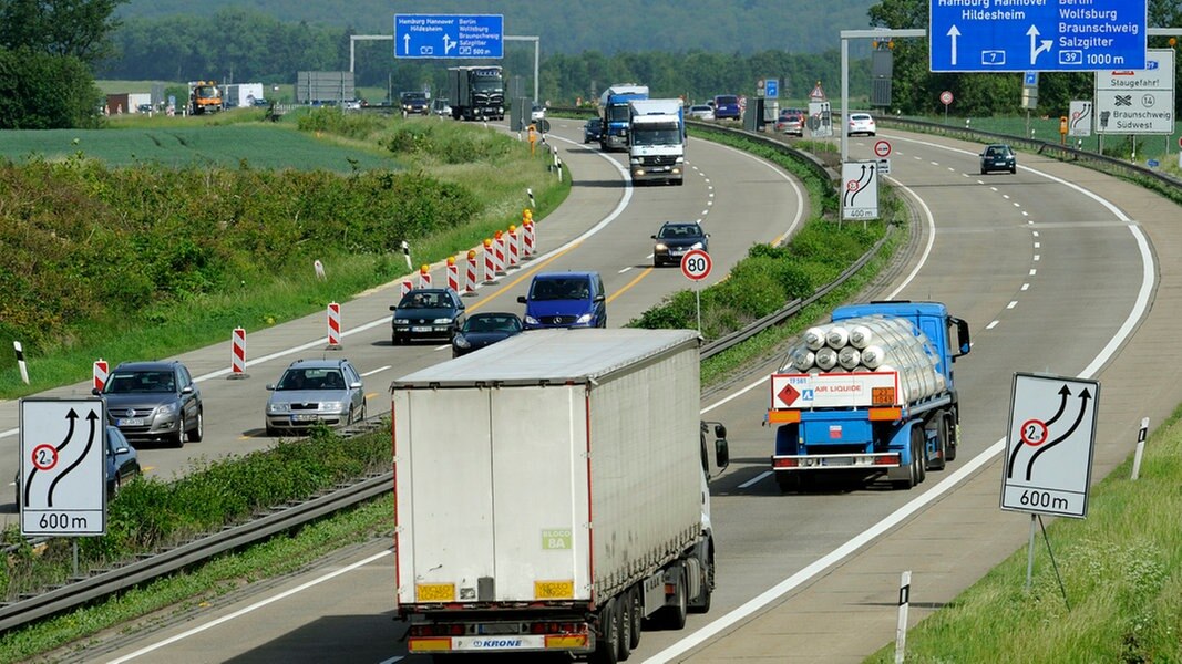 Bauarbeiten: Schon Wieder Sperrung Auf Der A7 | NDR.de - Nachrichten ...