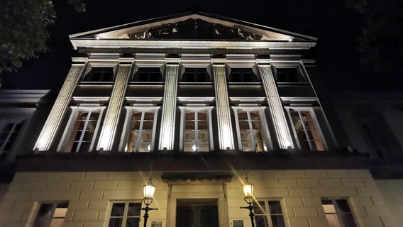 Blick auf die Aula der Georg-August Universität Göttingen am Wilhelmsplatz. © NDR Foto: Wieland Gabcke