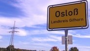 Das Ortsschild von Osloß © NDR 