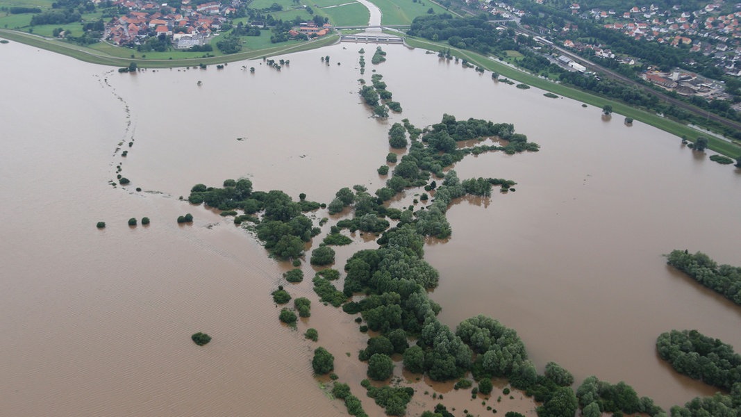 Hochwasser-Lage: Ein Überblick In Videos | NDR.de - Nachrichten ...