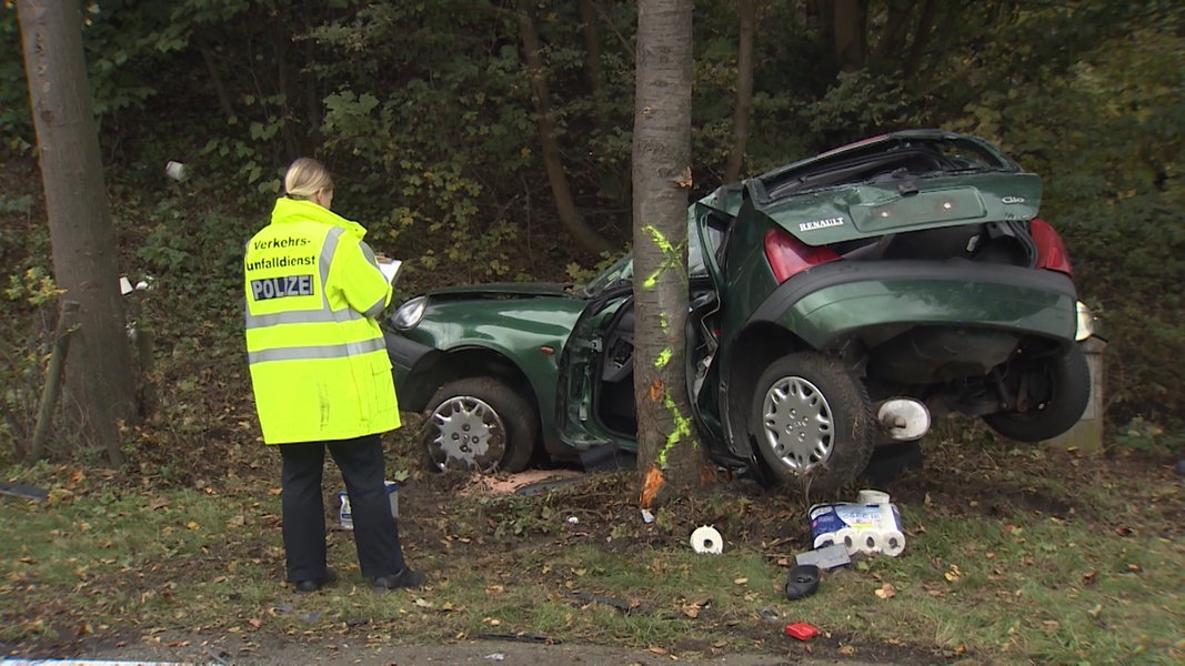 Tödlicher Unfall Auf B6 In Garbsen: Zeugen Gesucht | NDR.de ...