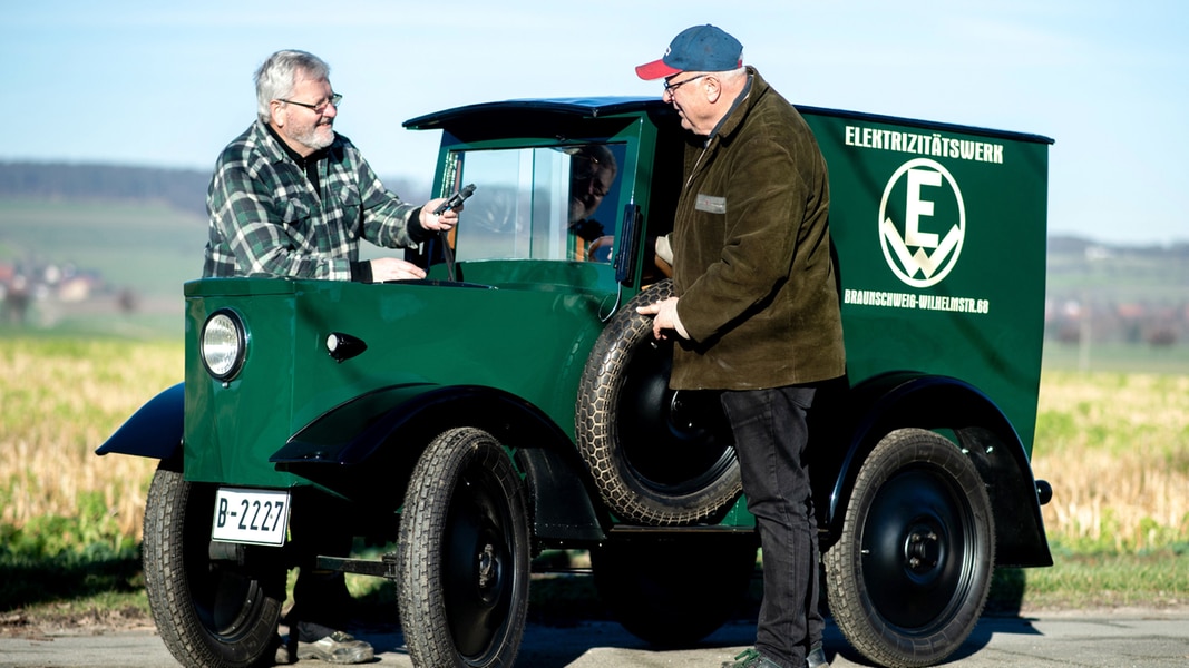 Oldtimer mit E-Antrieb: Hawa EM3 wird restauriert | NDR.de