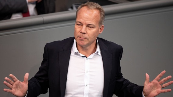 Matthias Miersch (SPD) spricht bei einer Fragestunde im Deutschen Bundestag. © picture alliance/dpa Foto: Fabian Sommer