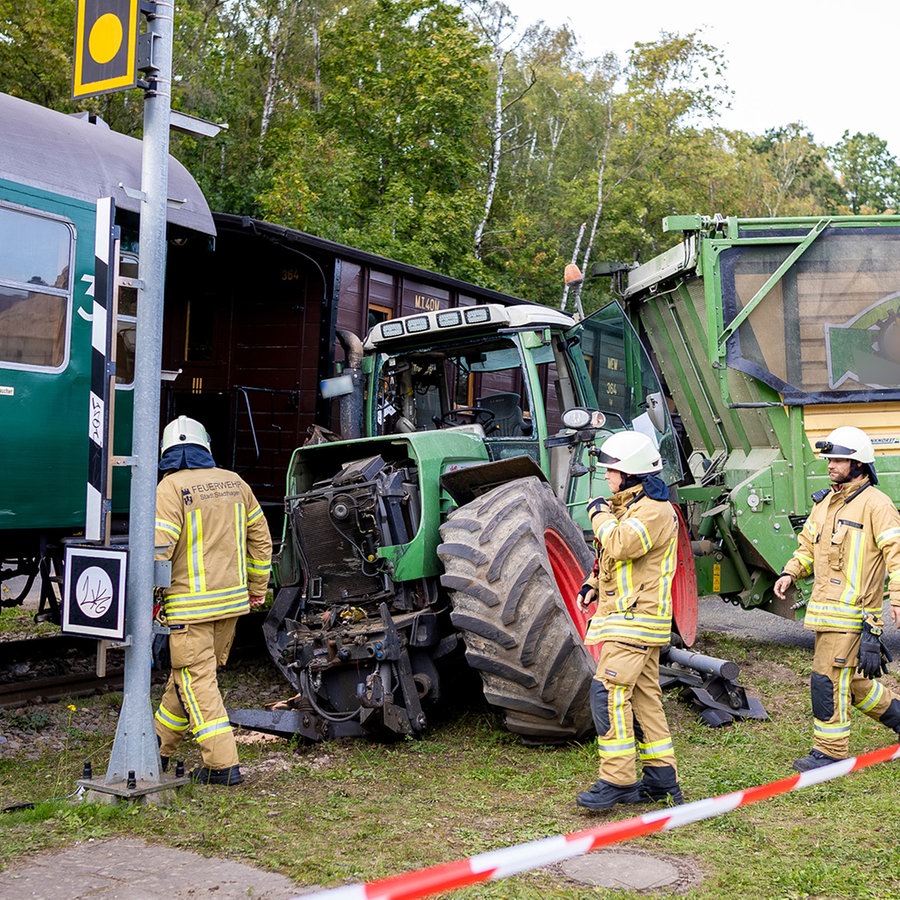 Stadthagen: 20-Jährige nach Unfall mit Museumsbahn außer Lebensgefahr |  NDR.de - Nachrichten - Niedersachsen - Studio Hannover