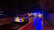 Polizei- und Rettungswagen an einer Stadtbahn-Station in Hannover. © HannoverReporter 