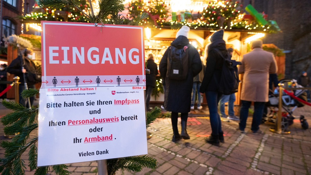 Corona rules: Christmas markets with 2G and mask requirement |  NDR.de – news