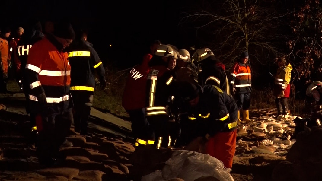 Liveticker Zum Hochwasser In Niedersachsen Feuerwehr Warnt Vor My Xxx Hot Girl