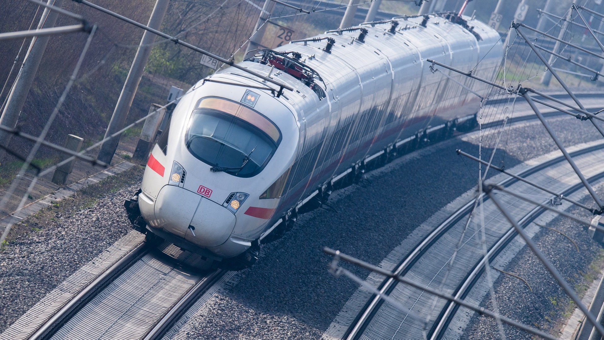 Bahnstrecke Hamburg-Berlin: Unmut über geplante Vollsperrungen