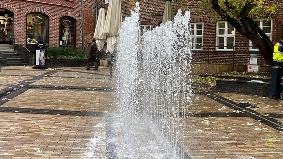 Ein Wasserspiel in Lüneburg ist falsch gebaut worden und muss repariert werden. © Stadt Lüneburg 