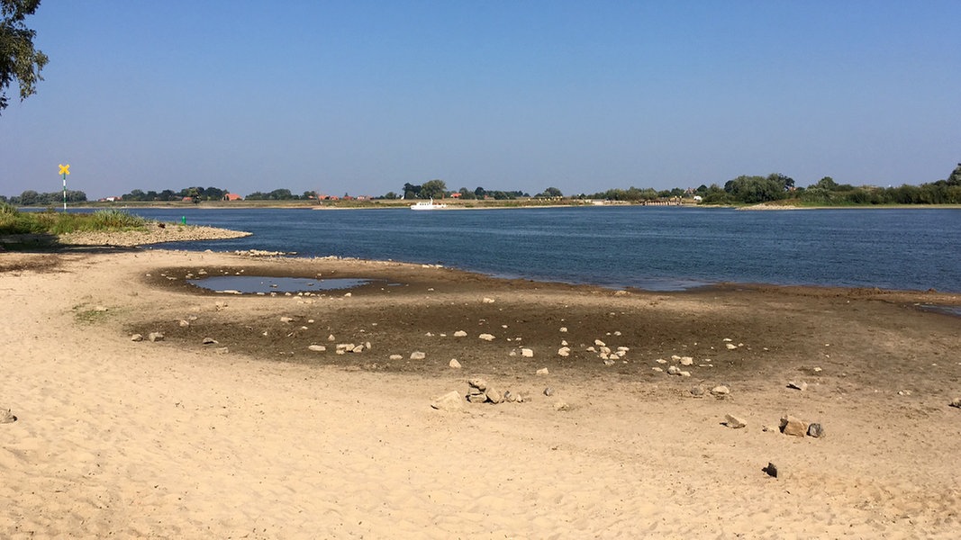 Pegelstand Der Elbe Auf Neuem Tiefstwert | NDR.de - Nachrichten ...