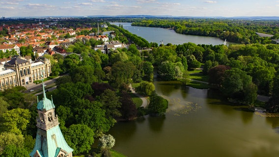 Blick auf Maschteich und Maschsee in Hannover. © fotolia.com Foto: jorisvo