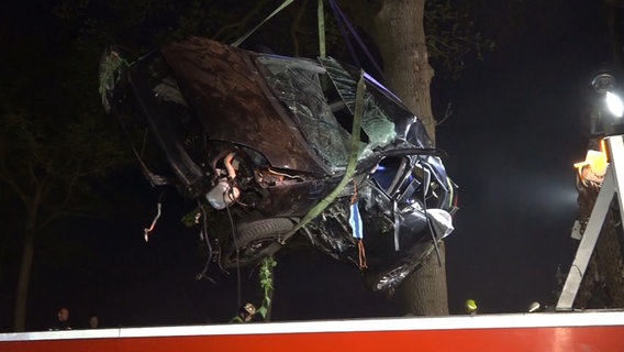 22-Jähriger stirbt bei Unfall in Bad Zwischenahn  NDR.de - Nachrichten 