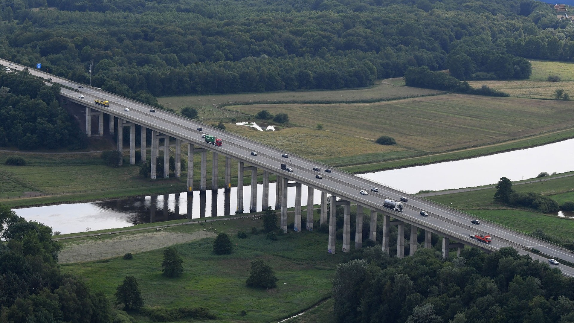 A29 bei Oldenburg: Mammutprojekt neue Huntebrücke gestartet | NDR.de -  Nachrichten - Niedersachsen - Studio Oldenburg