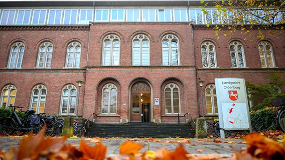 Blick auf das Landgericht in Oldenburg. © picture alliance/dpa/Sina Schuldt Foto: Sina Schuldt