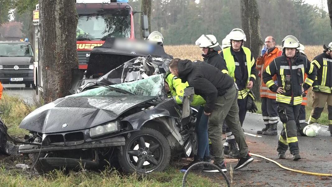 Autounfall bei Bruchhausen-Vilsen: Zwei Tote | NDR.de - Nachrichten ...