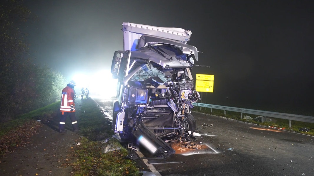 Tödlicher Unfall Auf B6: Lkw-Fahrer Gerät In Gegenverkehr | NDR.de ...