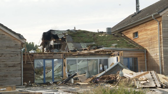 Das Naturschutz- und Bildungszentrum liegt in Trümmern. © NDR 