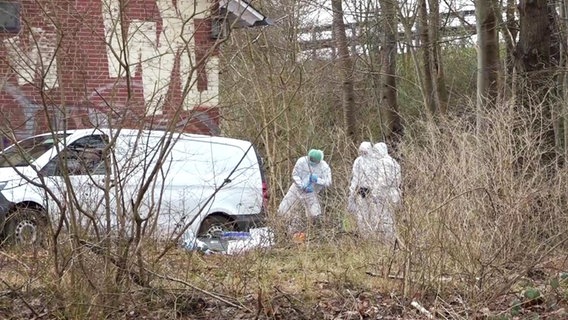 Spurensicherung an einem Trasnsporter (mutmaßliche Entführung in Osnabrück). © NWM 