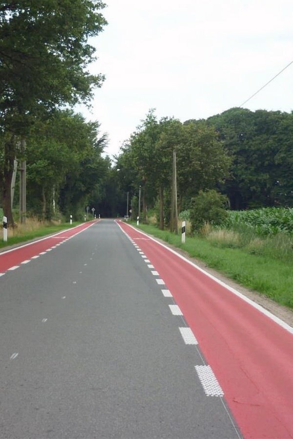 Bentheim FahrradSchutzstreifen werden abgefräst NDR.de