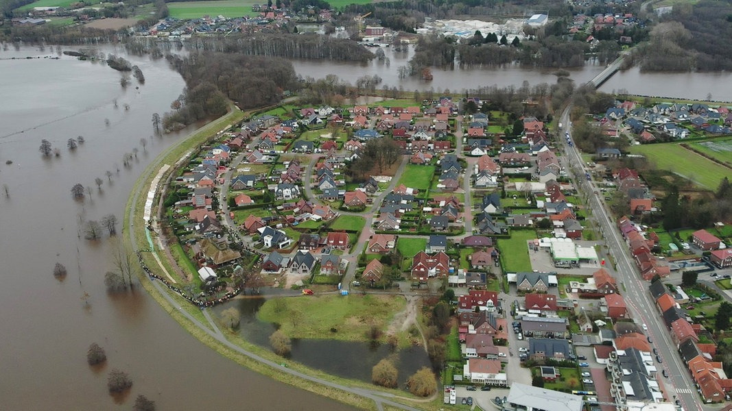 Hochwasser in Haren (Ems) aus der Vogelperspektive (Drohnenaufnahme).