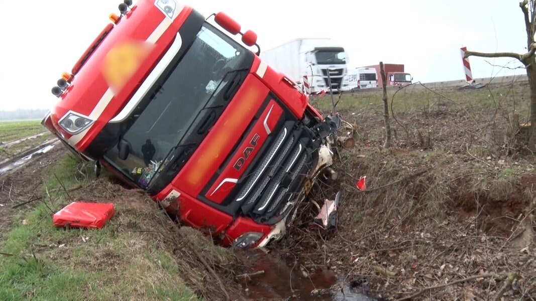 Nach Lkw-Unfall Bei Rieste: A1 Ist Wieder Frei | NDR.de - Nachrichten ...