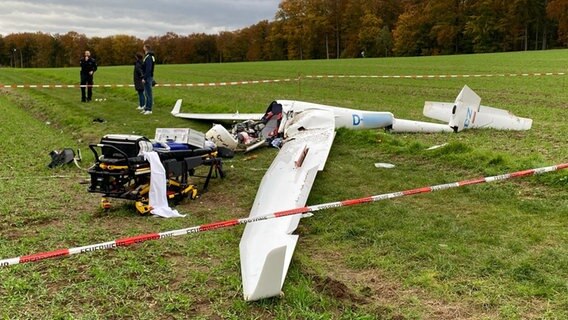 Segelflugzeug In Melle Abgesturzt Pilot In Lebensgefahr Ndr De Nachrichten Niedersachsen Studio Osnabruck