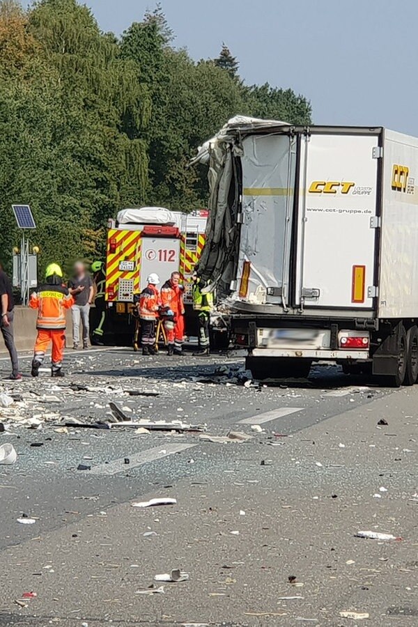 Lkw-Fahrer Stirbt Nach Lkw-Unfall Auf A2 | NDR.de - Nachrichten ...