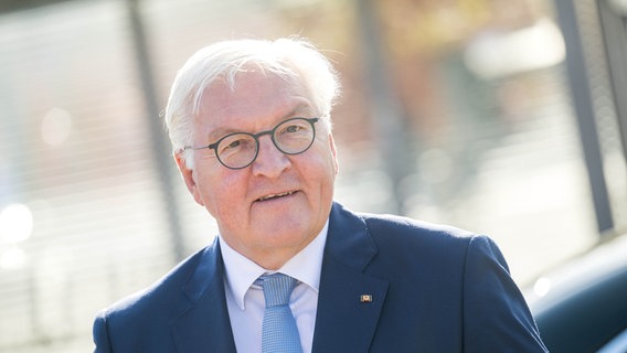 Frank-Walter Steinmeier, Bundespräsident, zu Besuch in der niedersächsischen Stadt Nordhorn. © picture-alliance/dpa Foto: Sina Schuldt