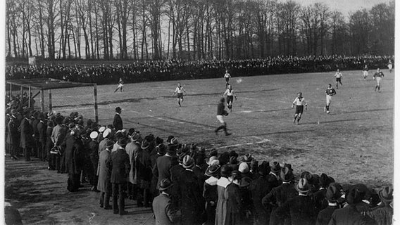 Ein Fußballspiel beim VfL Osnabrück. © VfL Osnabrück 