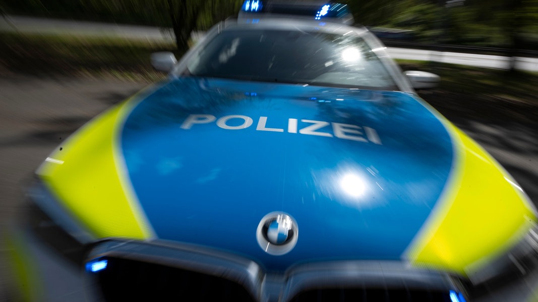 Mann in Achim erstochen - Mitbewohner stellt sich Polizei | NDR.de ...