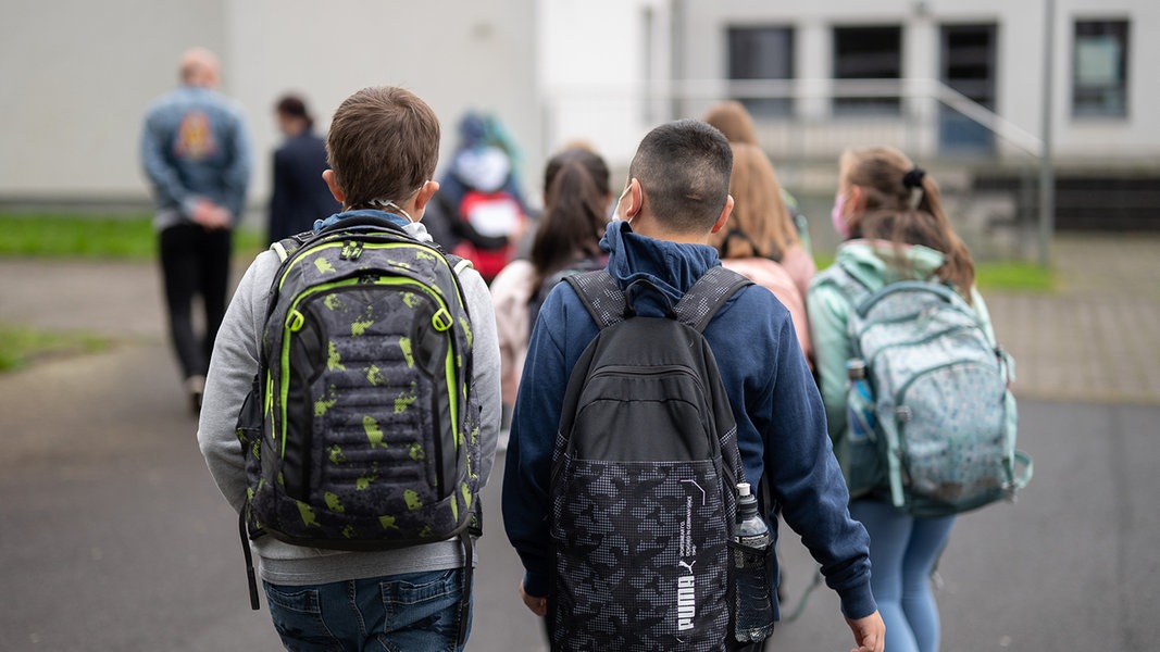 Landesschülerrat will späteren Schulbeginn um 9 Uhr NDR.de