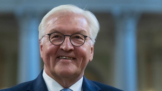 Bundespräsident Frank Walter Steinmeier hält eine Rede. © picture alliance/dpa | Hendrik Schmidt Foto: Hendrik Schmidt