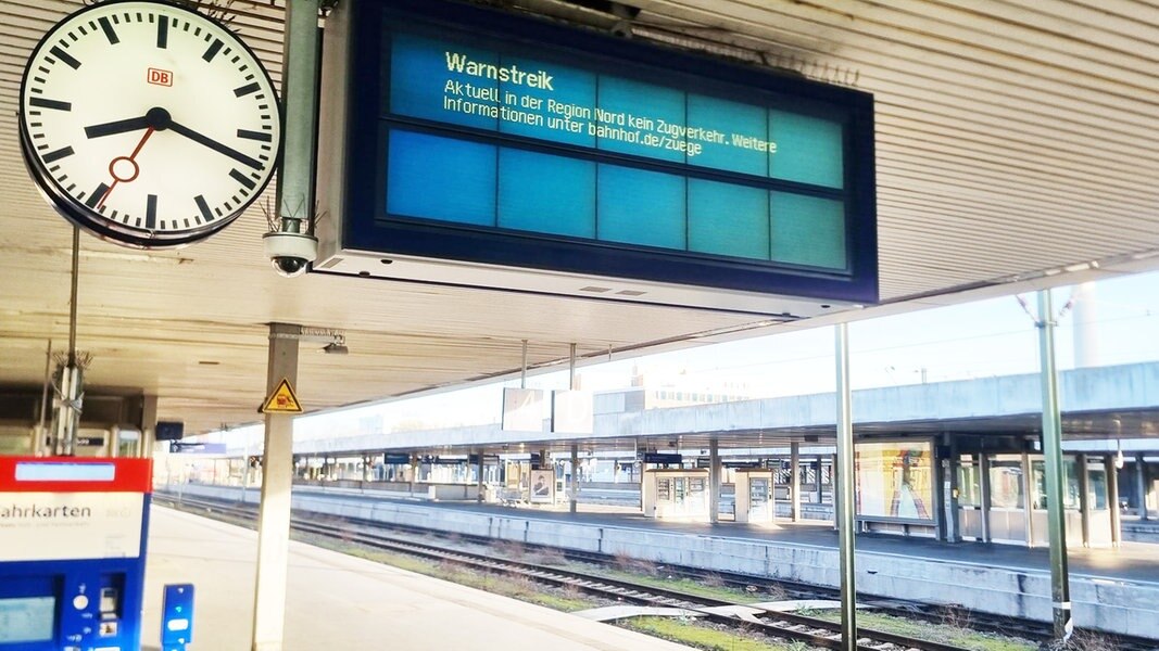 Warnstreik Wirkt Sich Vor Allem Auf Den Bahnverkehr Aus | NDR.de ...