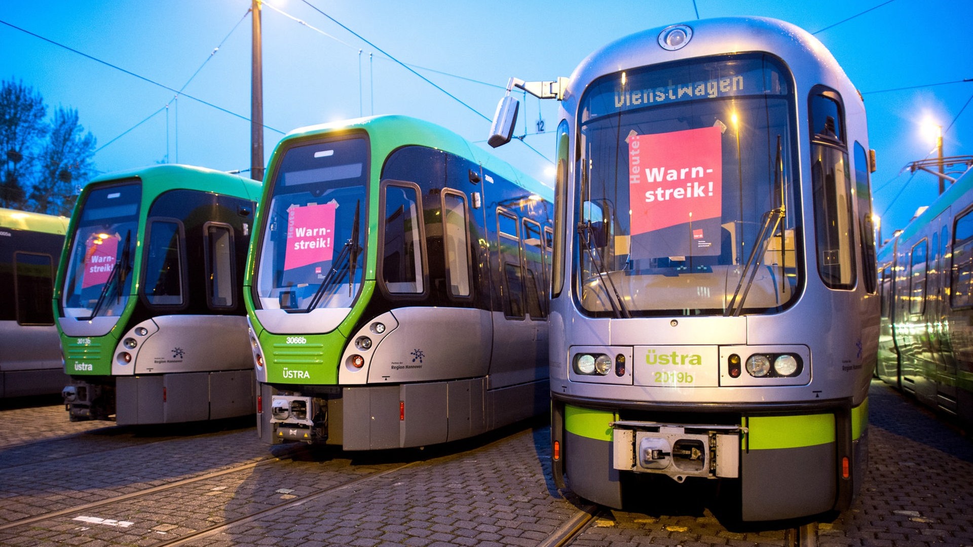 Warnstreik bei der Üstra: Busse und Bahnen stehen Freitag still | NDR.de -  Nachrichten - Niedersachsen