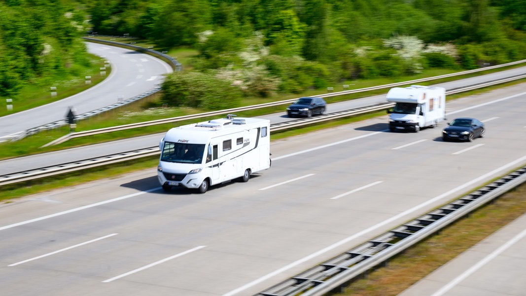 A1 - News Zu Unfällen, Sperrungen Und Baustellen | NDR.de - Nachrichten ...