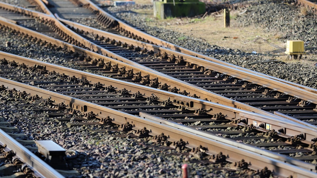 Bahn: Hier fallen Züge in SH wegen Gleisbauarbeiten aus